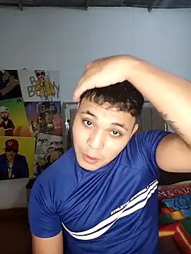 Snapshot of couple_lovelyds chatting on February 2026 09:57:02 PM couple lovelyds online show from February 2026 09:57:02 PM