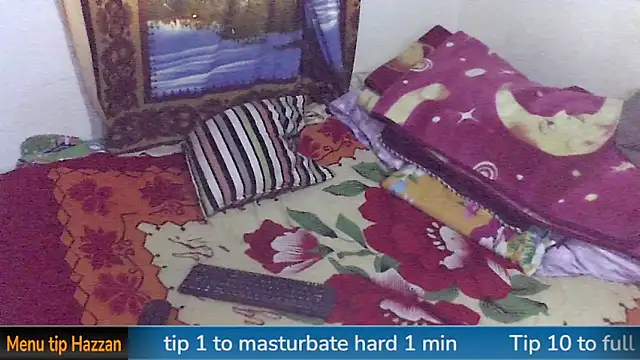 Snapshot of yazforeSolo chatting on January 2025 03:29:02 PM yazforeSolo online show from January 2025 03:29:02 PM