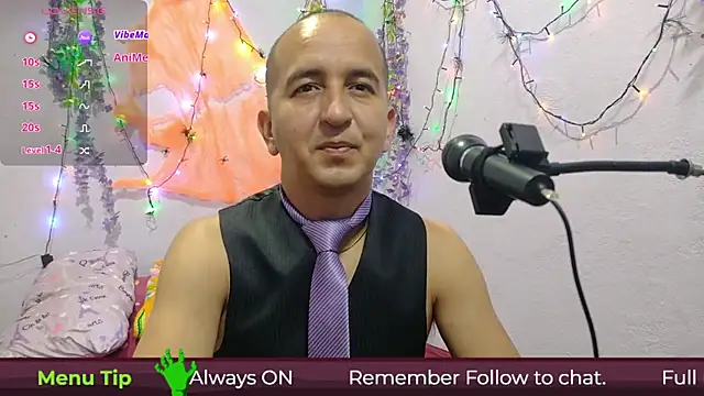 Snapshot of yazforeSolo chatting on October 2025 02:16:01 PM yazforeSolo online show from October 2025 02:16:01 PM