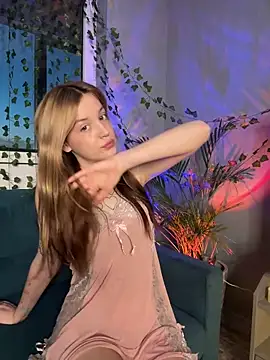 Snapshot of Sweet_Evva chatting on January 2025 02:58:01 PM Sweet Evva online show from January 2025 02:58:01 PM