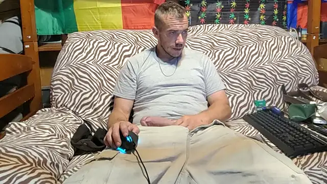 Snapshot of ScubaStevex chatting on July 2026 11:38:02 AM ScubaStevex online show from July 2026 11:38:02 AM