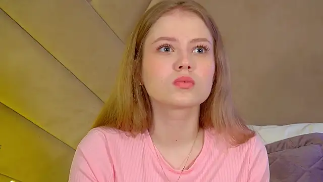 SelinSwarovski online show from December 2025 04:14:01 PM