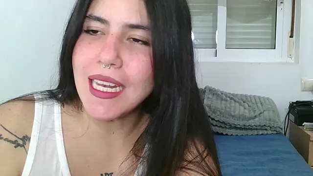 Snapshot of AbyCarson chatting on January 2025 05:45:02 PM AbyCarson online show from January 2025 05:45:02 PM