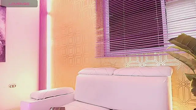 Bella19  online show from January 2025 07:58:02 PM