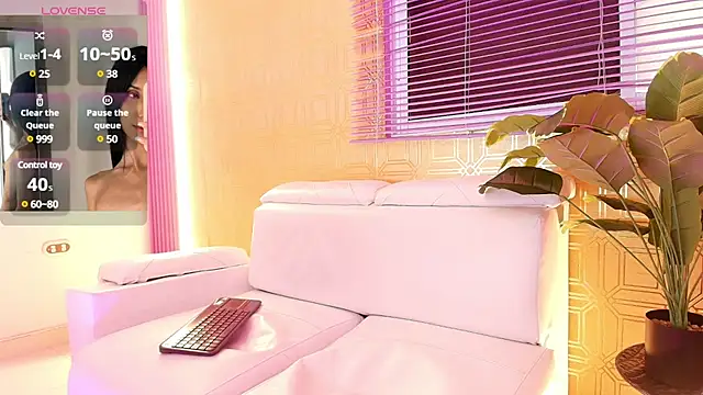 Bella19  online show from March 2025 07:39:01 PM