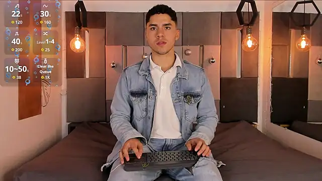 LiamNovak online show from December 2025 11:50:01 AM