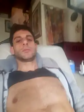 Snapshot of MrTamburine22 chatting on February 2025 12:43:02 PM MrTamburine22 online show from February 2025 12:43:02 PM