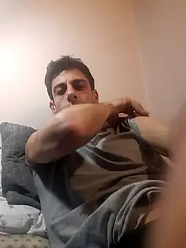 Snapshot of MrTamburine22 chatting on February 2025 01:24:01 PM MrTamburine22 online show from February 2025 01:24:01 PM