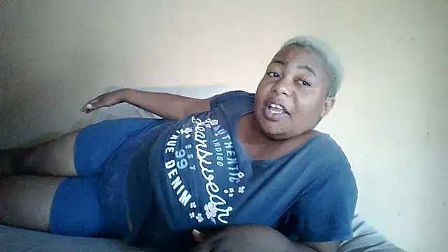 Snapshot of bustyboobs6 chatting on February 2026 07:13:01 AM bustyboobs6 online show from February 2026 07:13:01 AM