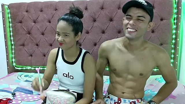 smiths couple online show from January 2025 01:16:02 AM