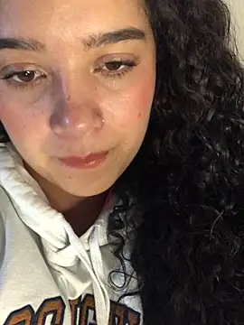 Snapshot of Julieta_333 chatting on March 2025 08:51:01 PM Julieta 333 online show from March 2025 08:51:01 PM