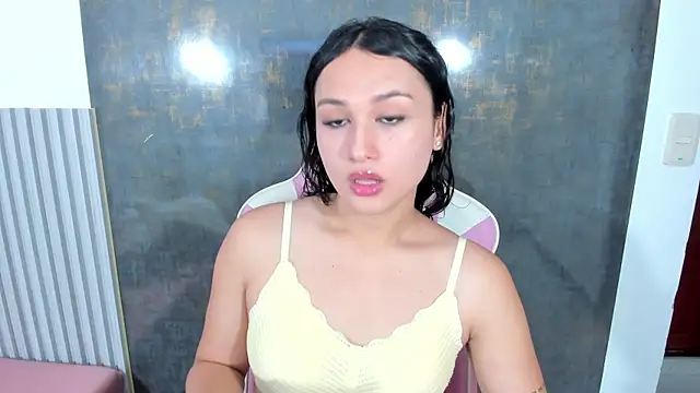 lana boomer online show from October 2025 08:07:01 PM