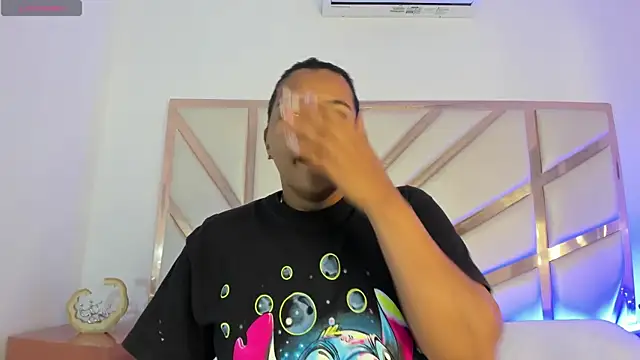 Carolina Evanss online show from September 2025 11:23:02 AM