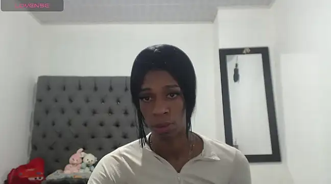 Snapshot of lucianadolll chatting on March 2025 11:32:02 PM lucianadolll online show from March 2025 11:32:02 PM