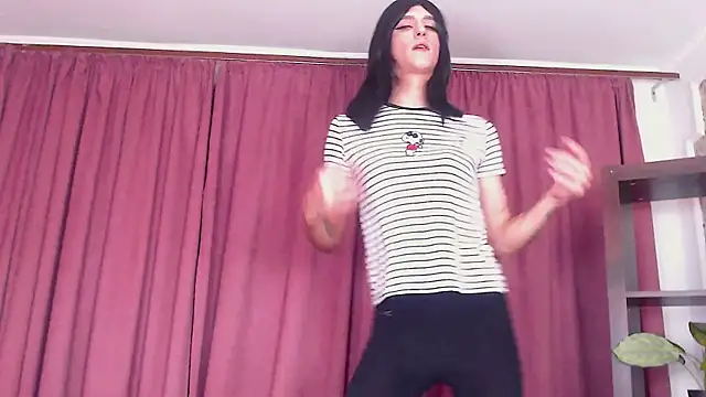 Snapshot of _CRYSTAL_tgirl chatting on December 2024 03:43:01 PM CRYSTAL tgirl online show from December 2024 03:43:01 PM