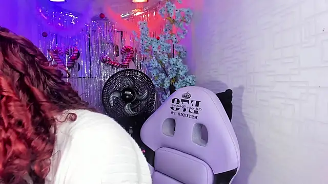 Theia moon online show from December 2025 01:40:02 PM