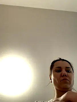 MiraMiss online show from December 2025 07:06:02 AM