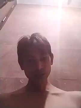 jenilmax online show from December 2024 04:06:01 PM