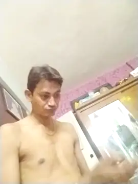 jenilmax online show from October 2025 09:03:01 PM