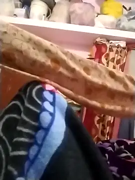 PracticalGum40 online show from December 2024 07:58:02 PM