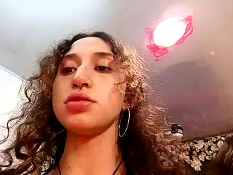 Snapshot of Queenjenn__ chatting on February 2025 03:01:01 AM Queenjenn online show from February 2025 03:01:01 AM