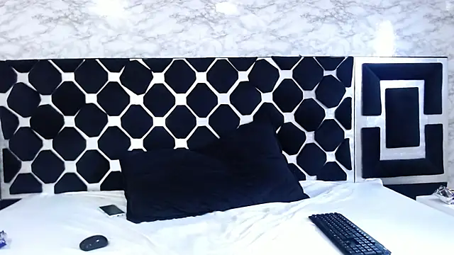 Snapshot of Candy_Bony chatting on January 2025 07:27:02 PM Candy Bony online show from January 2025 07:27:02 PM