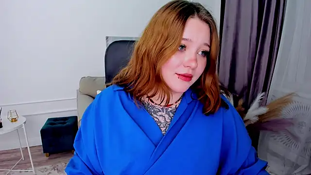 MoonLghte online show from January 2025 07:32:02 PM