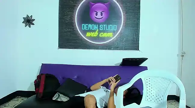 Snapshot of Exclusive_Duo66 chatting on December 2024 12:27:01 PM Exclusive Duo66 online show from December 2024 12:27:01 PM
