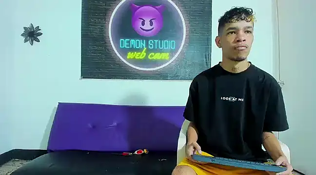 Snapshot of Exclusive_Duo66 chatting on December 2024 12:16:01 PM Exclusive Duo66 online show from December 2024 12:16:01 PM