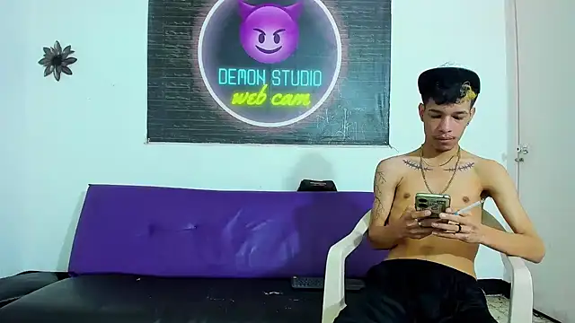 Snapshot of Exclusive_Duo66 chatting on January 2025 01:19:02 PM Exclusive Duo66 online show from January 2025 01:19:02 PM