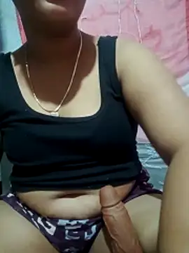 Snapshot of Super-Couple chatting on November 2025 08:48:02 AM Super-Couple online show from November 2025 08:48:02 AM