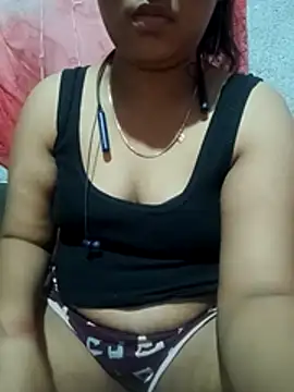 Snapshot of Super-Couple chatting on December 2025 10:31:01 AM Super-Couple online show from December 2025 10:31:01 AM