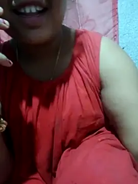 Snapshot of Super-Couple chatting on December 2025 04:28:02 AM Super-Couple online show from December 2025 04:28:02 AM