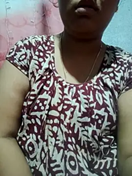 Snapshot of Super-Couple chatting on February 2026 09:41:02 AM Super-Couple online show from February 2026 09:41:02 AM