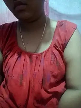 Snapshot of Super-Couple chatting on February 2026 09:15:02 PM Super-Couple online show from February 2026 09:15:02 PM