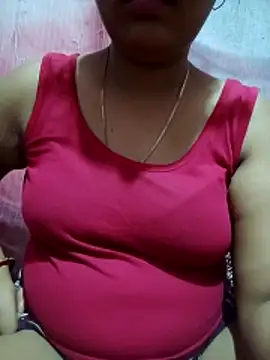 Snapshot of Super-Couple chatting on March 2026 12:12:01 AM Super-Couple online show from March 2026 12:12:01 AM