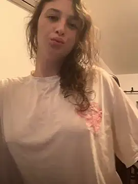 Snapshot of lolippp666 chatting on February 2025 10:32:01 PM lolippp666 online show from February 2025 10:32:01 PM