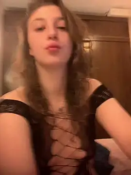 Snapshot of lolippp666 chatting on February 2025 11:30:02 PM lolippp666 online show from February 2025 11:30:02 PM