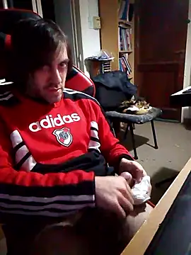 Snapshot of johnwood88 chatting on October 2025 05:33:02 AM johnwood88 online show from October 2025 05:33:02 AM