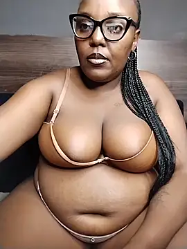 CHERRYYUMMY online show from April 2026 06:36:02 PM