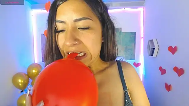 Snapshot of Sofi_hot_4m chatting on February 2025 09:14:01 PM Sofi hot 4m online show from February 2025 09:14:01 PM
