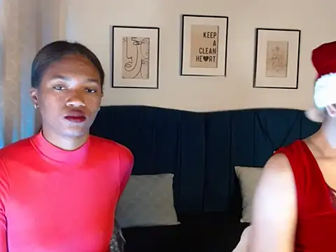 Snapshot of MISSANDRE4 chatting on December 2024 02:12:01 PM MISSANDRE4 online show from December 2024 02:12:01 PM