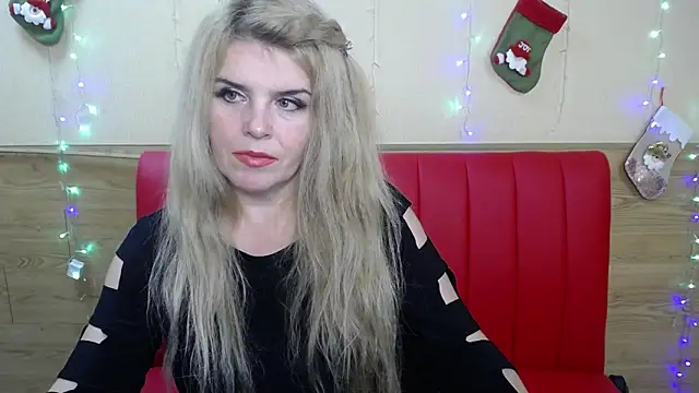 Snapshot of Julya_Barbi chatting on January 2025 06:20:01 AM Julya Barbi online show from January 2025 06:20:01 AM