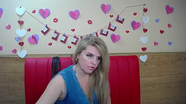 Snapshot of Julya_Barbi chatting on February 2025 03:09:02 PM Julya Barbi online show from February 2025 03:09:02 PM