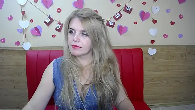 Snapshot of Julya_Barbi chatting on February 2025 06:04:01 AM Julya Barbi online show from February 2025 06:04:01 AM