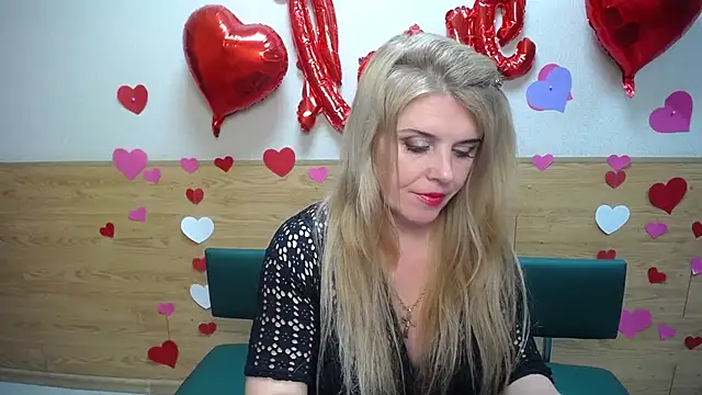 Snapshot of Julya_Barbi chatting on February 2025 12:43:01 AM Julya Barbi online show from February 2025 12:43:01 AM