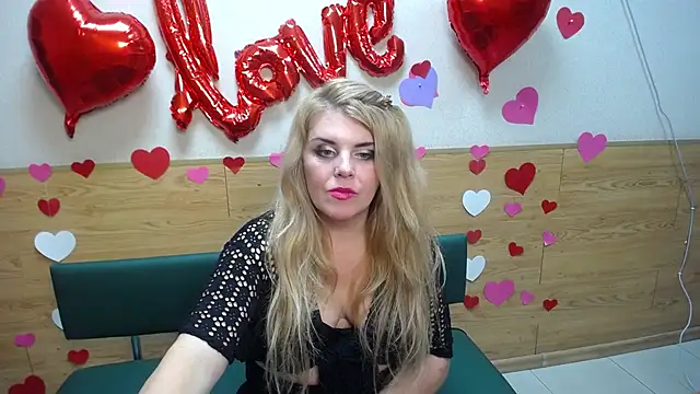 Snapshot of Julya_Barbi chatting on March 2025 11:03:02 PM Julya Barbi online show from March 2025 11:03:02 PM