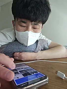 wlalsdldb112 online show from March 2025 04:40:02 AM