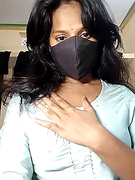 Shivani Tivari online show from November 2025 05:24:01 PM