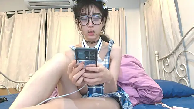 Snapshot of seo_yeon_ chatting on January 2025 03:26:01 PM seo yeon online show from January 2025 03:26:01 PM